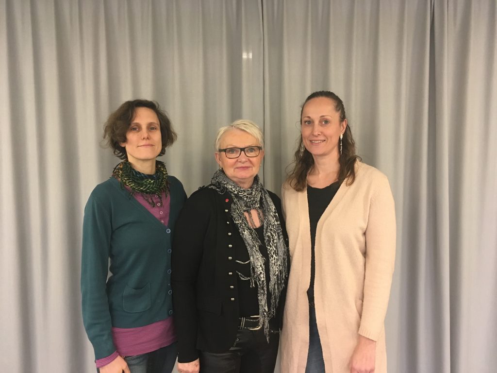Caroline Bergmann (MP), Rose Torkelsson (S) och Cecilia Valbrant (C)